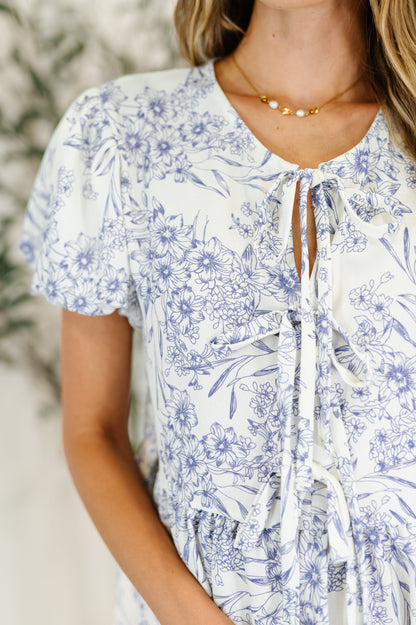 Dainty Lil' Thing Balloon Sleeve Blouse in Ivory/Blue