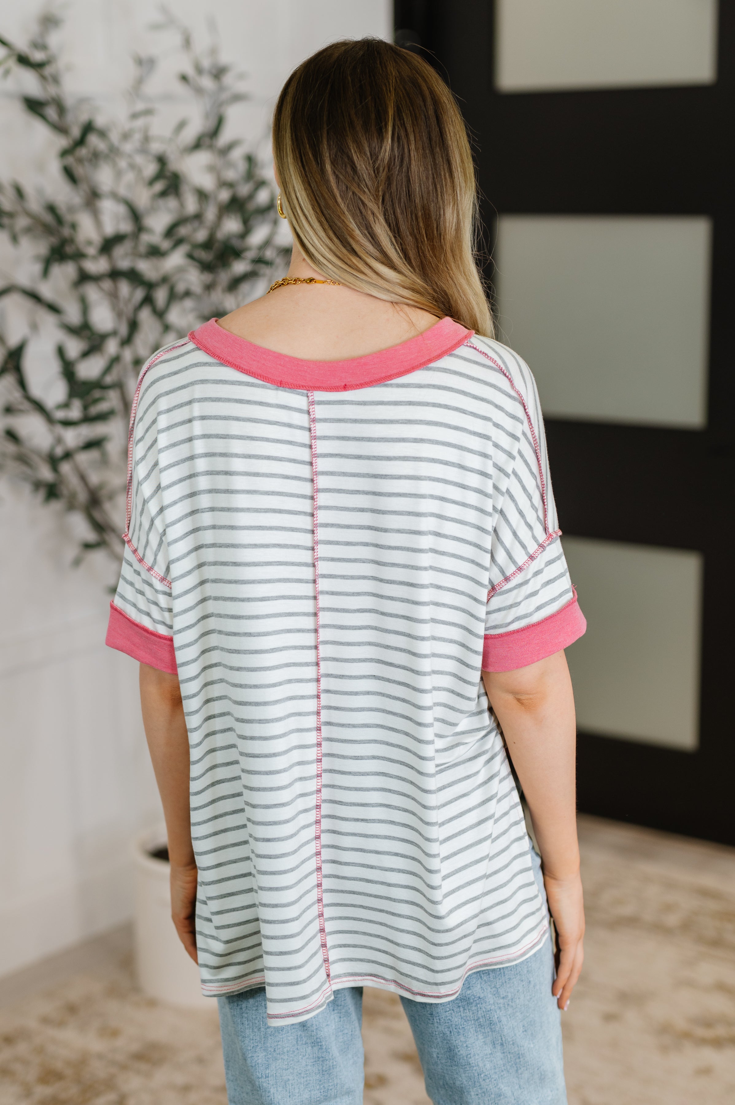 Dressed to Chill V-Neck Top in Heather/Grey/Ivory/Pink