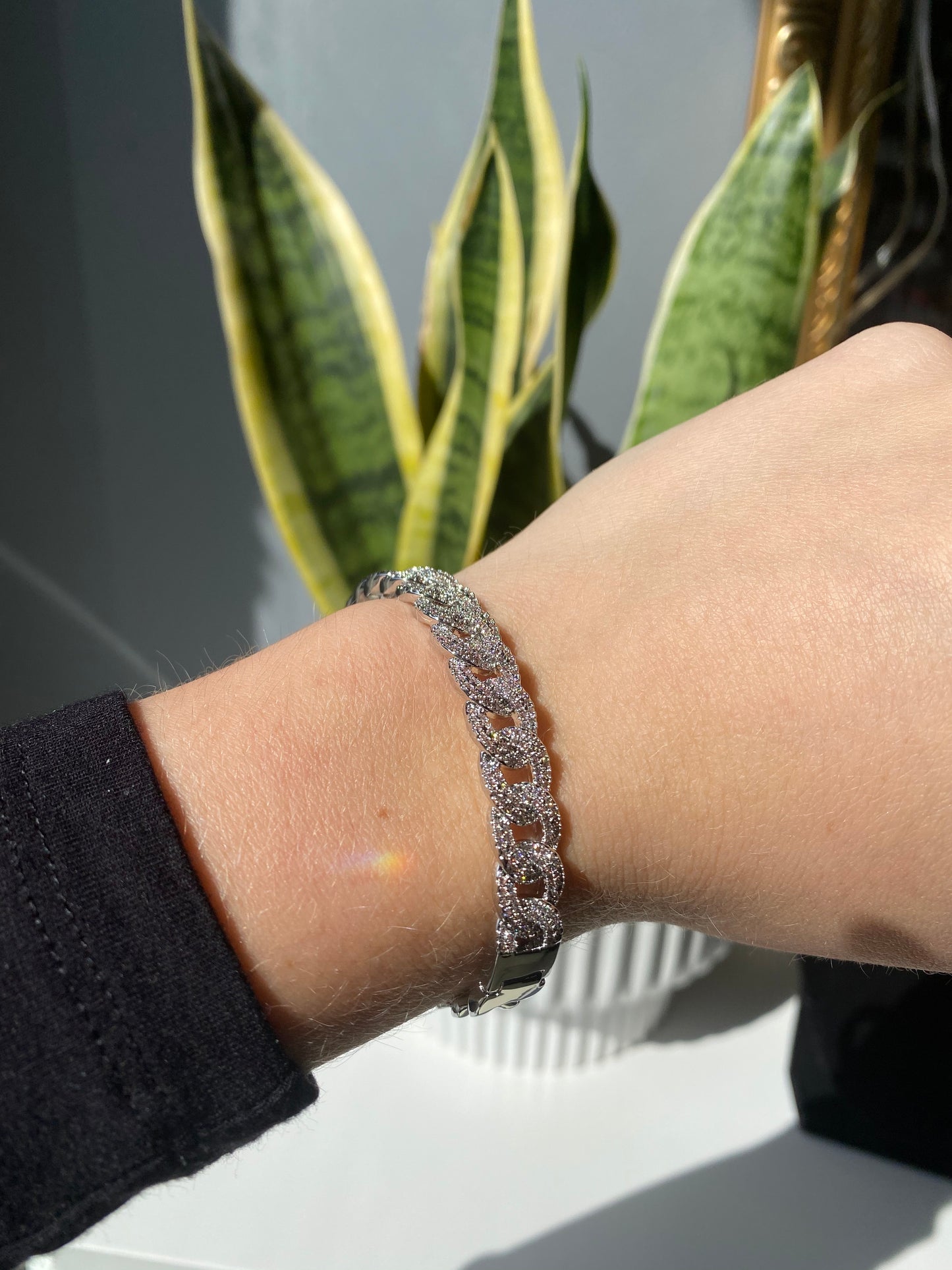 Clasping Bracelets & Bangles