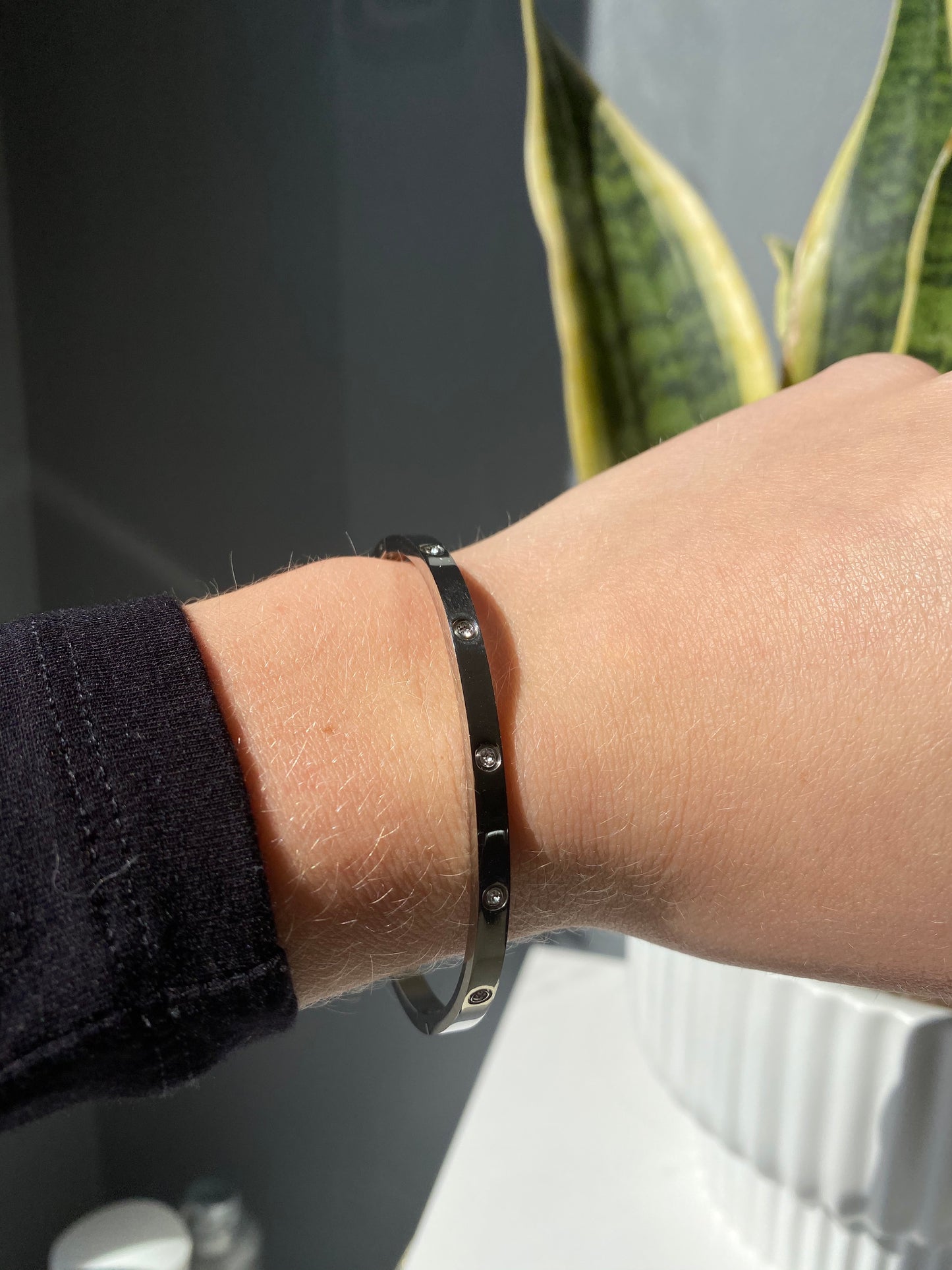 Clasping Bracelets & Bangles