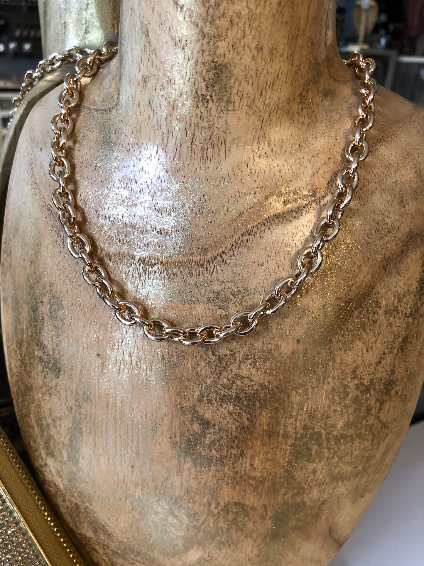 Chain Choker